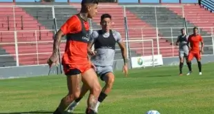 Patronato entrenó y viaja para su debut en la Primera Nacional: el posible equipo